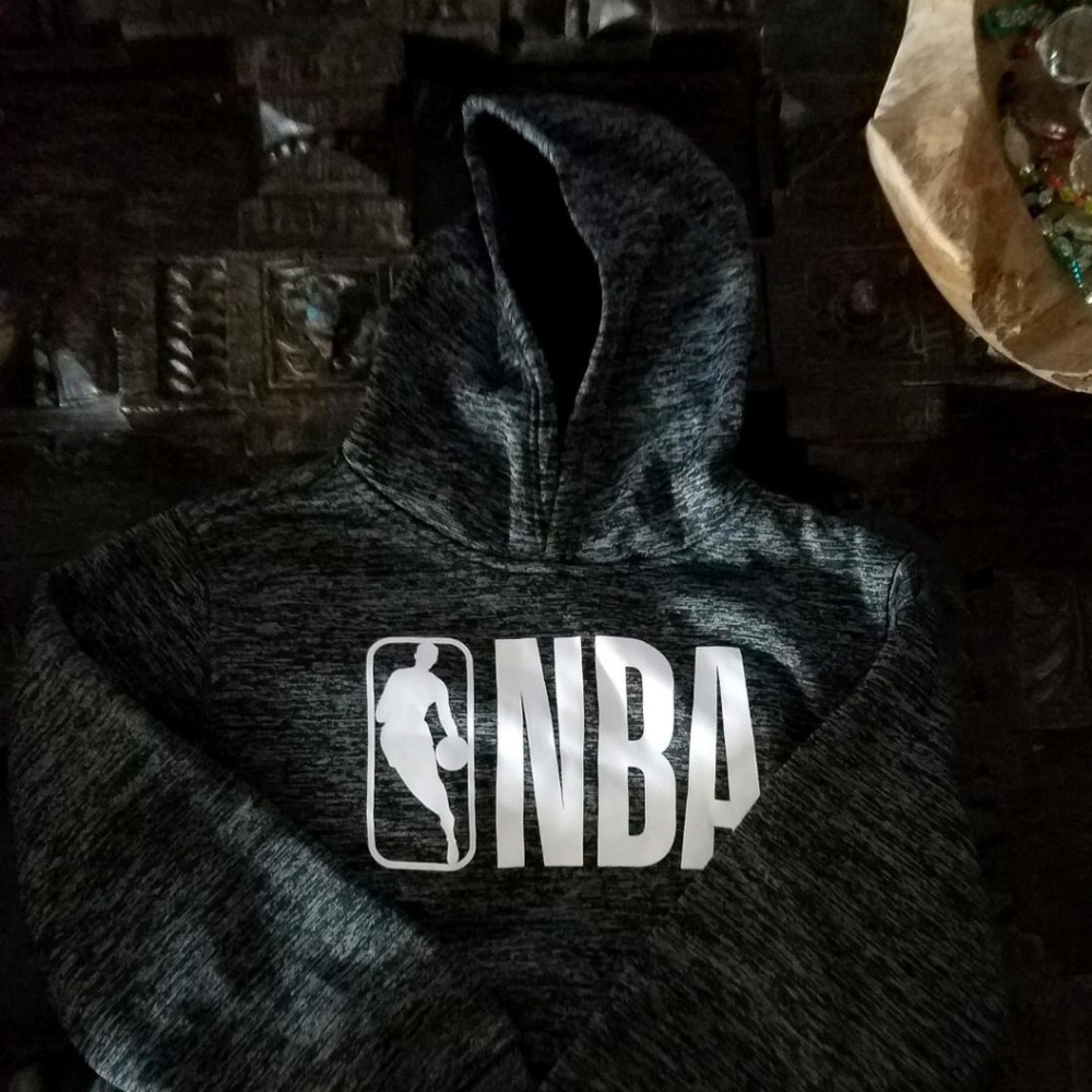 Basketball NBA Youth Hoody Pullover NWOT
